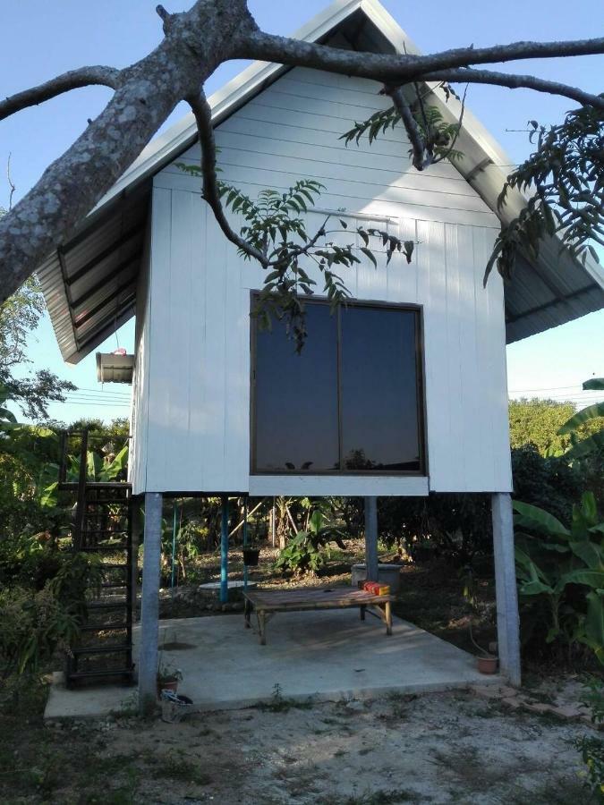 บ้านสวนปวิชญา เกษตรอินทรี فانغ المظهر الخارجي الصورة