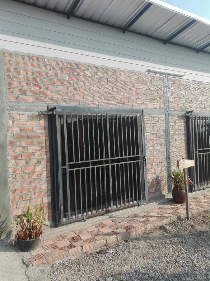 บ้านสวนปวิชญา เกษตรอินทรี فانغ المظهر الخارجي الصورة